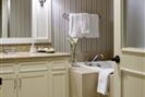 Inn at Harbour Town - Sea Pines Resort Image