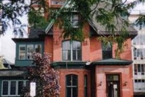 Inn on Somerset Image