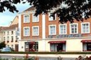 Inter Hotel Le Bretagne Saint-Omer voted  best hotel in Saint-Omer