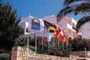 Invisa Hotel Club Cala Blanca Image