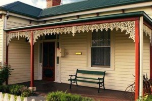 Isabella at Kyneton Accommodation voted 5th best hotel in Kyneton