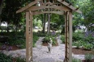 Isaiah Jones Homestead Bed & Breakfast Image