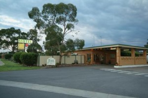 Junee Motor Inn voted  best hotel in Junee