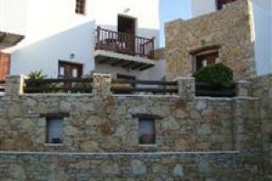 Kallisti Hotel voted 5th best hotel in Folegandros