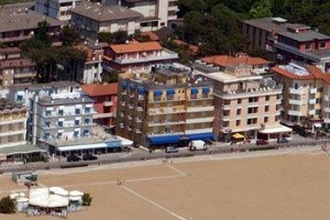 Karinzia Hotel Image