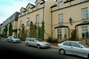 Kee's Hotel Ballybofey Image