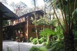 Kilauea Cottages Volcano Image