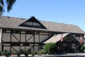 King Frederik Inn voted 7th best hotel in Solvang