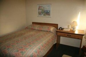 Kings Court Motel Cold Lake Image