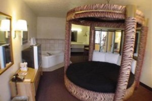 Knights Inn Parkersburg Image