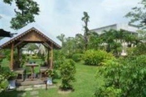 Kohloy Golden Park Hotel voted 5th best hotel in Tak