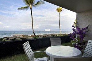 Castle Kona Reef voted 7th best hotel in Kailua Kona