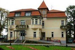 Hotel Korana Srakovcic voted  best hotel in Karlovac