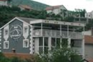 Kriva Cuprija Motel Mostar Image
