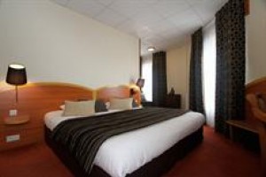 Kyriad Hotel Lamballe Image