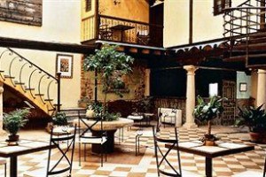 La Casa del Rector voted  best hotel in Almagro