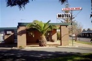 Lachlan Way Motel voted  best hotel in Lake Cargelligo