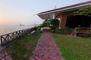 Lake Symphony Resort Image