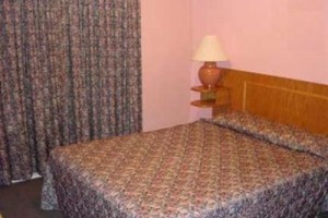 Lakeland Inn Minneapolis St. Louis Park Image
