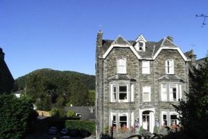 Lakes Lodge Image