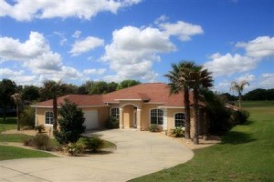 Lakeside Vacations Image