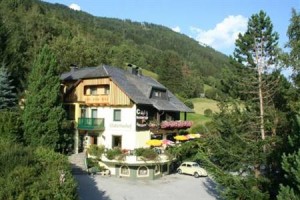 Landgasthof Hubertusstubn voted 8th best hotel in Sankt Michael im Lungau