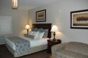 Landmark Inn And Suites Image