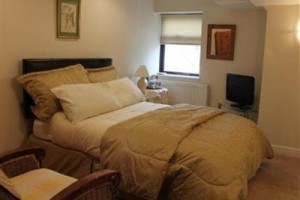 Langley Cottage Guest House Image