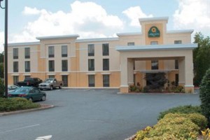 La Quinta Inn Acworth voted  best hotel in Acworth