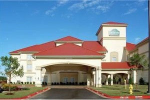 La Quinta Inn & Suites Bentonville voted 4th best hotel in Bentonville