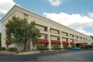 La Quinta Inn and Suites Birmingham Image