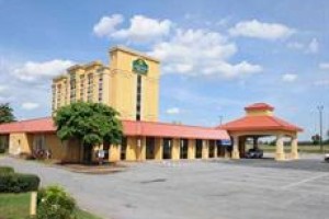 La Quinta Inn & Suites Conover/Hickory Image