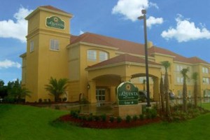 La Quinta Inn & Suites Baton Rouge Denham Springs voted 8th best hotel in Baton Rouge