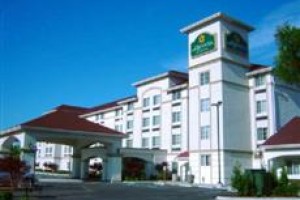 La Quinta Inn & Suites Lakewood voted  best hotel in Lakewood 