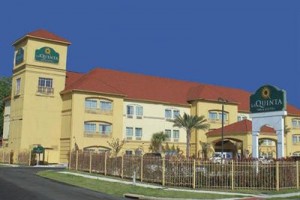 La Quinta Inn & Suites Houston - Normandy Image