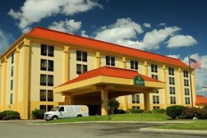 La Quinta Inn & Suites Rochester South voted 8th best hotel in Rochester 