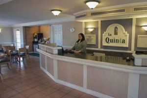 La Quinta Inn Phoenix Thomas Road Image