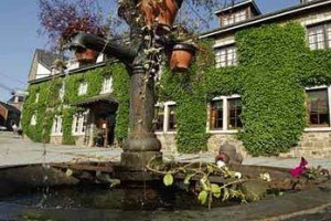 L'Auberge du Sabotier voted  best hotel in Saint-Hubert