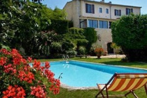 Le Clos du Buis voted  best hotel in Bonnieux