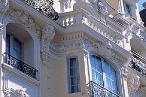 Le Grimaldi voted 10th best hotel in Nice