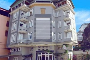 Le Phuong Hotel Image