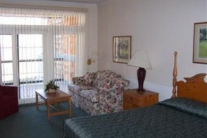 Legend Cottage Condos Bellaire voted 5th best hotel in Bellaire