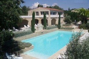 Les Bastidons voted 7th best hotel in Gordes