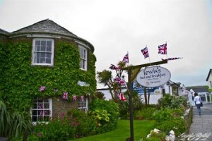 Lewis's Bed and Breakfast Image
