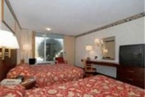Lexington Triad Inn (North Carolina) voted 5th best hotel in Lexington 