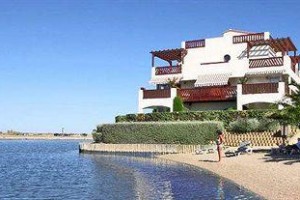 L'Ile De La Lagune Hotel Saint-Cyprien voted  best hotel in Saint-Cyprien