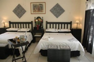Linga Longa Guest House Kempton Park Image