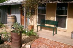 Little Para Cottage Image