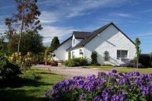 Lochan Cottage Guest House Image