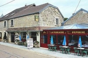 Logis Auberge Des 3 Jumeaux Et Jum'hotel Saints-Geosmes voted  best hotel in Saints-Geosmes